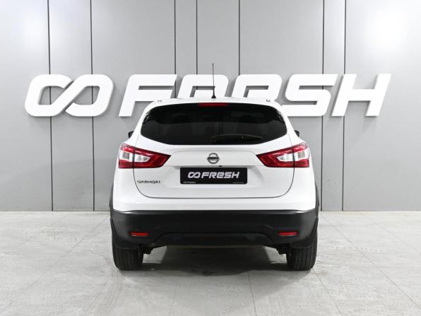 Nissan Qashqai II с пробегом 2016 года, цена 1 789 000 рублей, 100727 км, внедорожник, Автокод Объявления