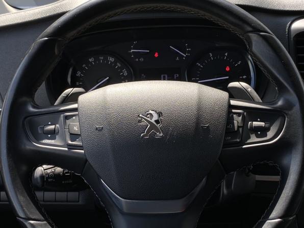 Peugeot Traveller I с пробегом 2019 года, цена 2 479 000 рублей, 132438 км, минивэн, Автокод Объявления