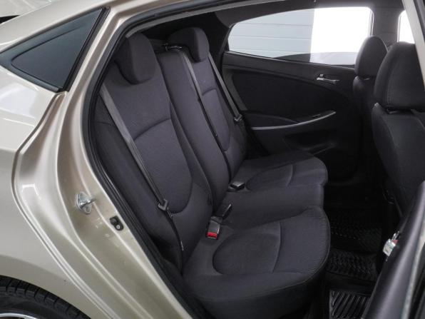 Hyundai Solaris I с пробегом 2014 года, цена 954 000 рублей, 184474 км, седан, Автокод Объявления