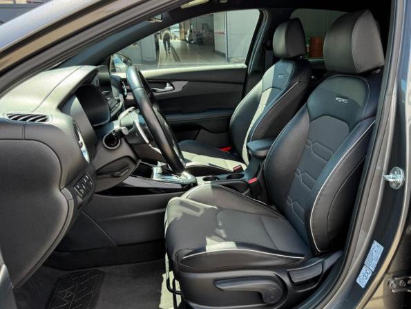 Kia Cerato IV с пробегом 2021 года, цена 2 299 000 рублей, 53134 км, седан, Автокод Объявления