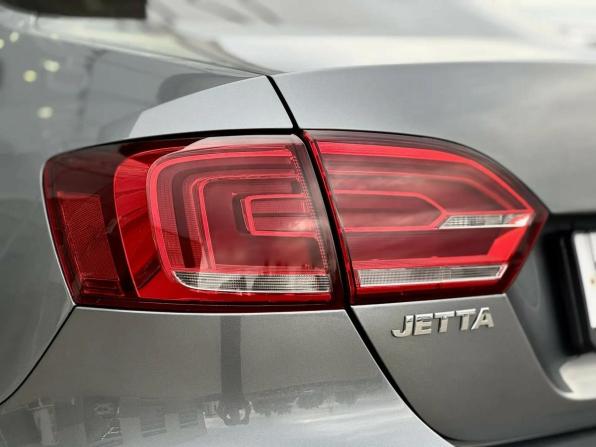 Volkswagen Jetta VI с пробегом 2014 года, цена 950 000 рублей, 232087 км, седан, Автокод Объявления
