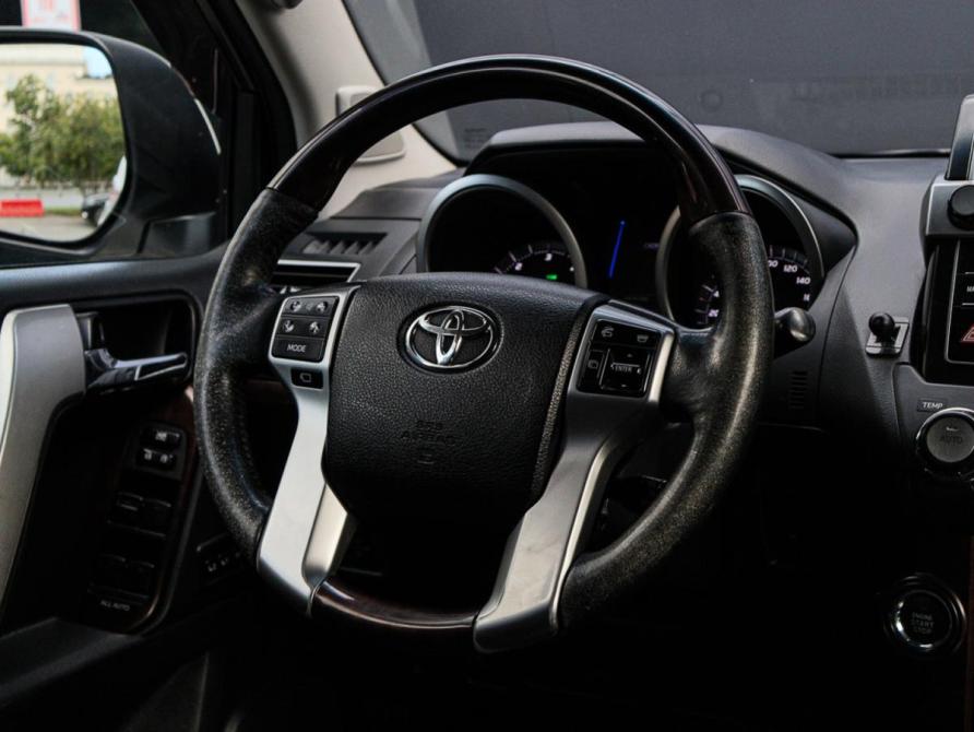Toyota Land Cruiser Prado 150 Series Рестайлинг 1 Москва  - изображение 12