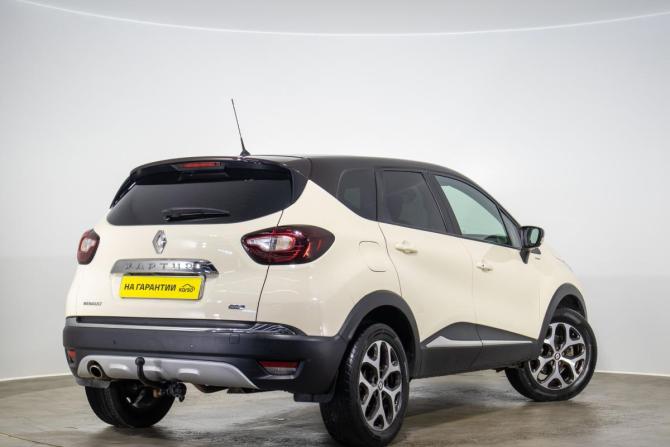 Renault Kaptur I с пробегом 2019 года, цена 1 399 000 рублей, 199849 км, внедорожник, Автокод Объявления