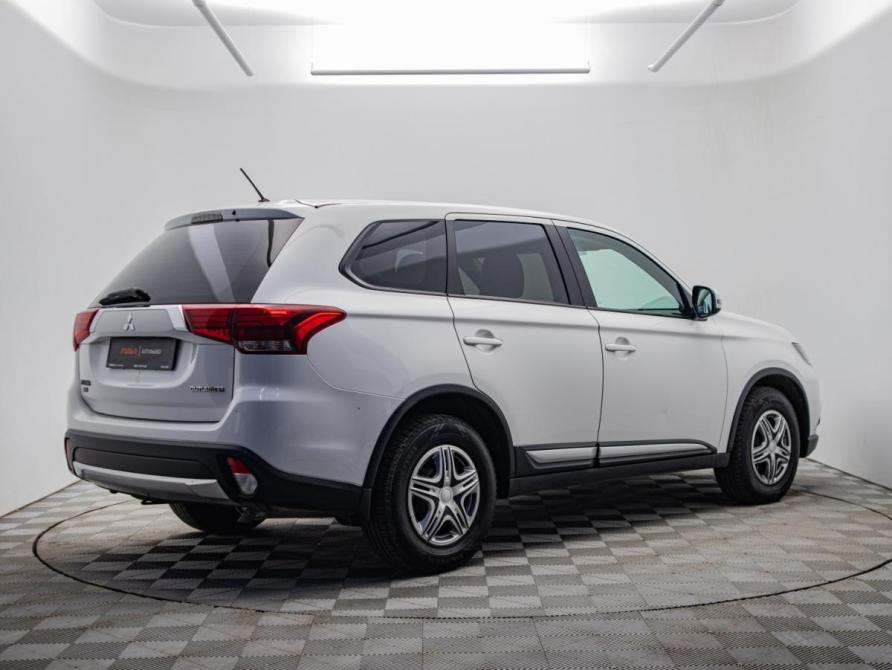 Mitsubishi Outlander III Рестайлинг 2 Москва  - изображение 5