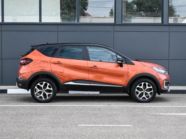 Renault Kaptur I с пробегом 2017 года, цена 1 179 000 рублей, 175440 км, внедорожник, Автокод Объявления
