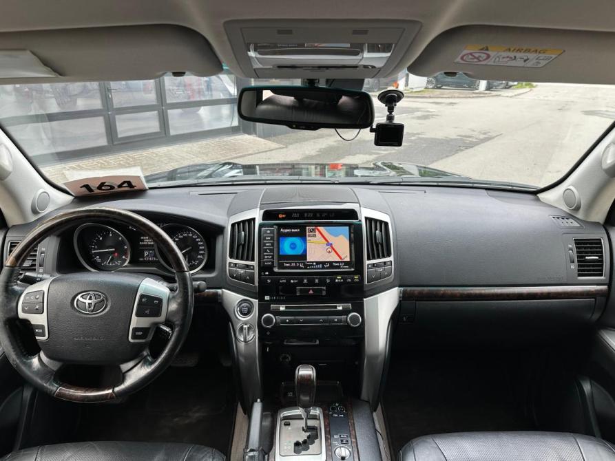 Toyota Land Cruiser 200 Series Рестайлинг 1 Санкт-Петербург  - изображение 8