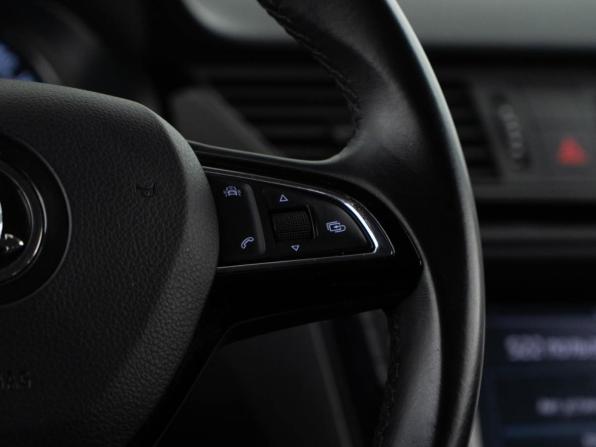 Skoda Rapid I Рестайлинг с пробегом 2018 года, цена 1 283 055 рублей, 180120 км, лифтбек, Автокод Объявления
