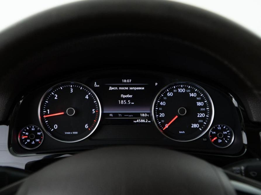 Volkswagen Touareg II Рестайлинг Москва  - изображение 25