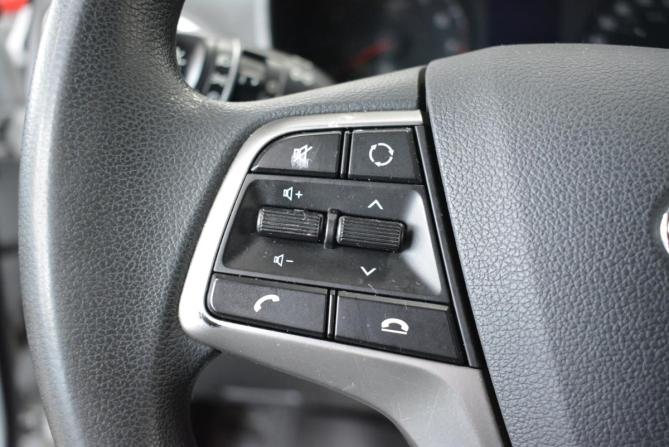 Hyundai Solaris II Рестайлинг с пробегом 2021 года, цена 1 649 000 рублей, 75000 км, седан, Автокод Объявления