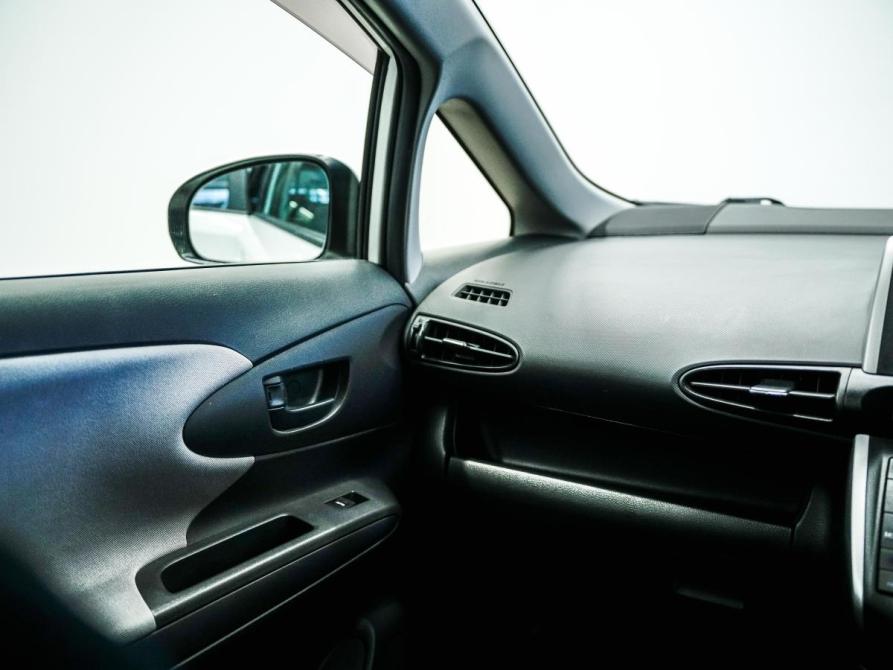 Toyota Wish II Рестайлинг Красноярск  - изображение 13