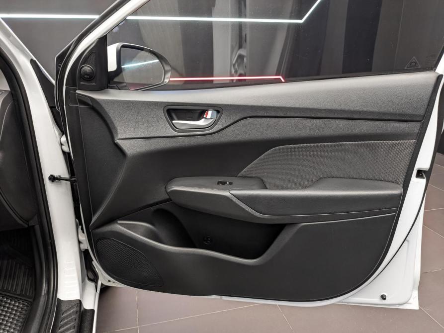 Hyundai Solaris II Москва  - изображение 23