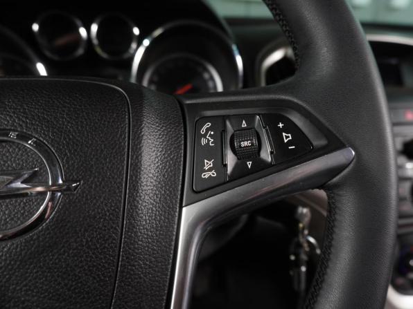 Opel Astra J с пробегом 2010 года, цена 799 000 рублей, 194582 км, хэтчбек, Автокод Объявления