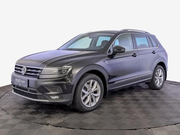 Volkswagen Tiguan II с пробегом 2018 года, цена 2 550 000 рублей, 168658 км, внедорожник, Автокод Объявления