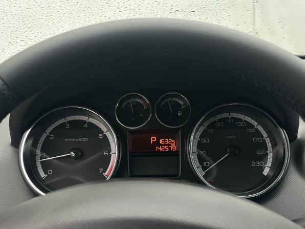 Peugeot 308 I Рестайлинг с пробегом 2012 года, цена 630 000 рублей, 142578 км, хэтчбек, Автокод Объявления