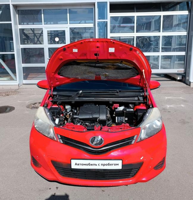 Toyota Vitz III (XP130) Санкт-Петербург  - изображение 9