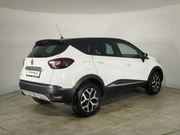 Renault Kaptur I с пробегом 2016 года, цена 1 228 000 рублей, 100149 км, внедорожник, Автокод Объявления
