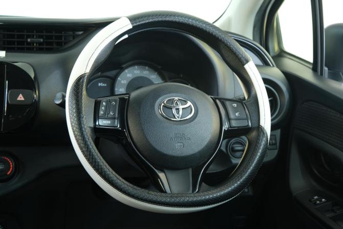 Toyota Vitz III (XP130) Рестайлинг 2 с пробегом 2019 года, цена 1 079 000 рублей, 56000 км, хэтчбек, Автокод Объявления