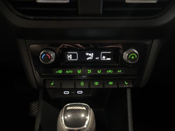 Skoda Rapid II с пробегом 2021 года, цена 1 740 000 рублей, 95836 км, лифтбек, Автокод Объявления