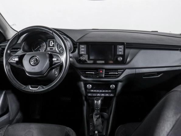 Skoda Rapid II с пробегом 2022 года, цена 1 300 000 рублей, 81505 км, лифтбек, Автокод Объявления