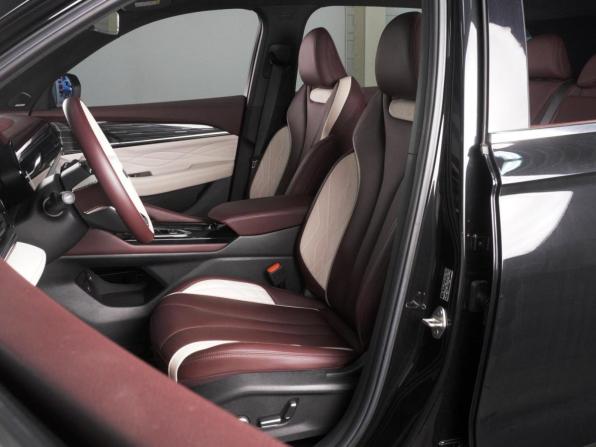 Geely Monjaro I с пробегом 2024 года, цена 3 531 000 рублей, 17748 км, внедорожник, Автокод Объявления