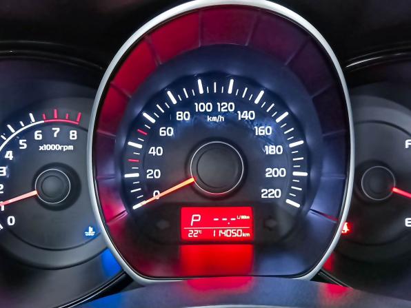 Kia Rio III Рестайлинг с пробегом 2016 года, цена 1 083 000 рублей, 114050 км, хэтчбек, Автокод Объявления