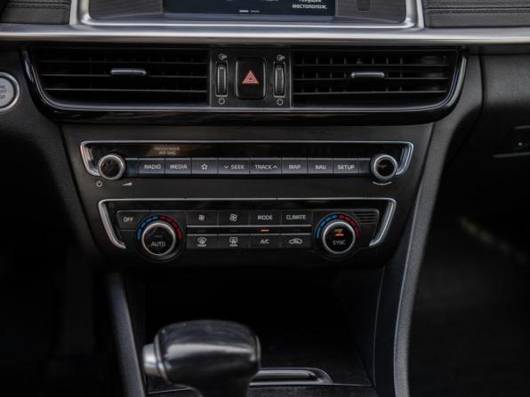 Kia Optima IV с пробегом 2018 года, цена 1 199 000 рублей, 283265 км, седан, Автокод Объявления