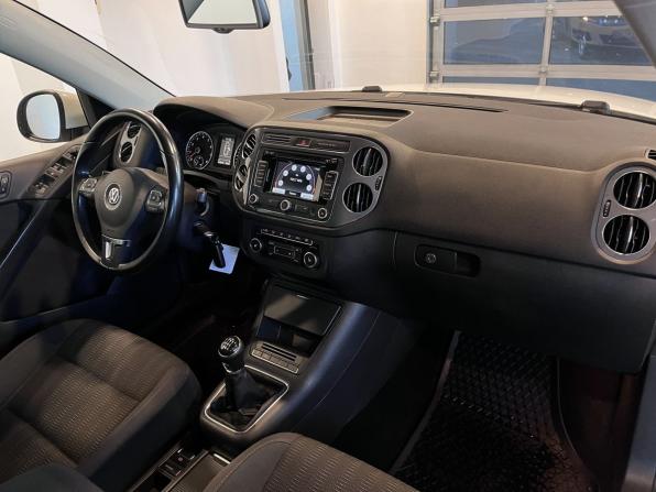 Volkswagen Tiguan I Рестайлинг с пробегом 2012 года, цена 1 340 000 рублей, 103809 км, внедорожник, Автокод Объявления
