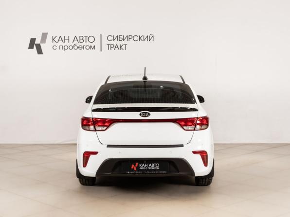 Kia Rio IV с пробегом 2018 года, цена 1 324 700 рублей, 95570 км, седан, Автокод Объявления