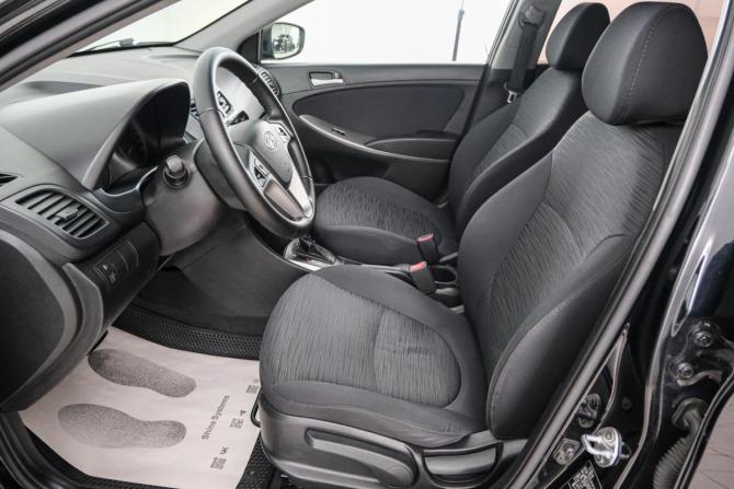 Hyundai Solaris I Рестайлинг с пробегом 2015 года, цена 999 000 рублей, 112000 км, хэтчбек, Автокод Объявления
