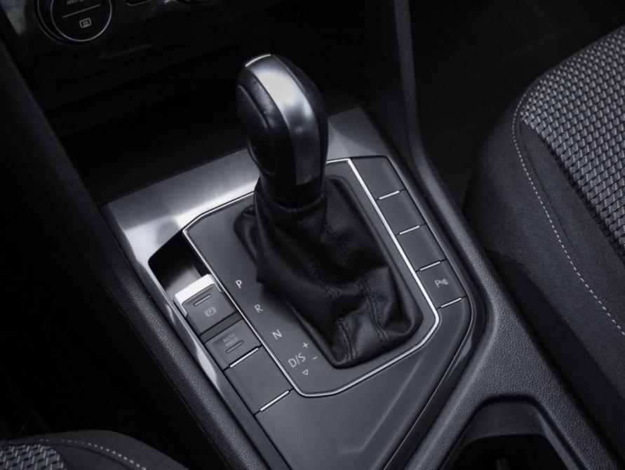 Volkswagen Tiguan II Санкт-Петербург  - изображение 18