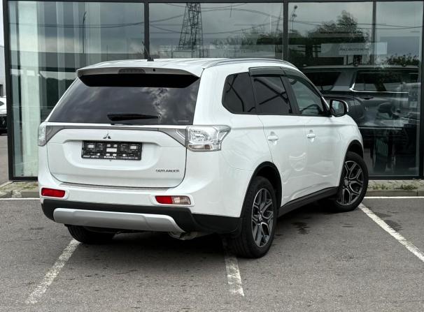 Mitsubishi Outlander III Рестайлинг с пробегом 2014 года, цена 1 425 000 рублей, 236738 км, внедорожник, Автокод Объявления