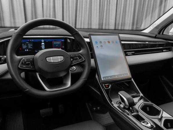 Geely Atlas II с пробегом 2024 года, цена 3 030 000 рублей, 33636 км, внедорожник, Автокод Объявления