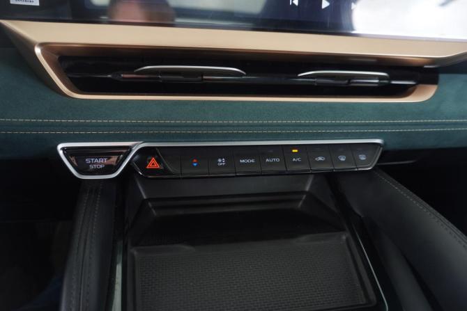 Geely Monjaro I с пробегом 2024 года, цена 3 640 000 рублей, 22500 км, внедорожник, Автокод Объявления