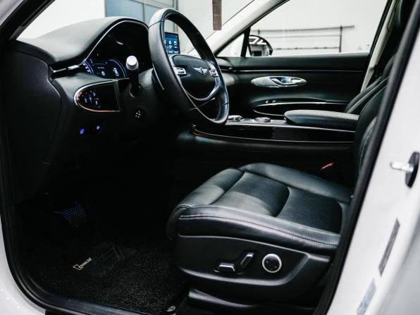 Genesis GV70 I с пробегом 2021 года, цена 5 750 000 рублей, 20471 км, внедорожник, Автокод Объявления