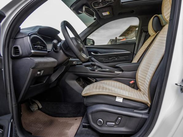 Geely Monjaro I с пробегом 2024 года, цена 4 098 000 рублей, 13055 км, внедорожник, Автокод Объявления
