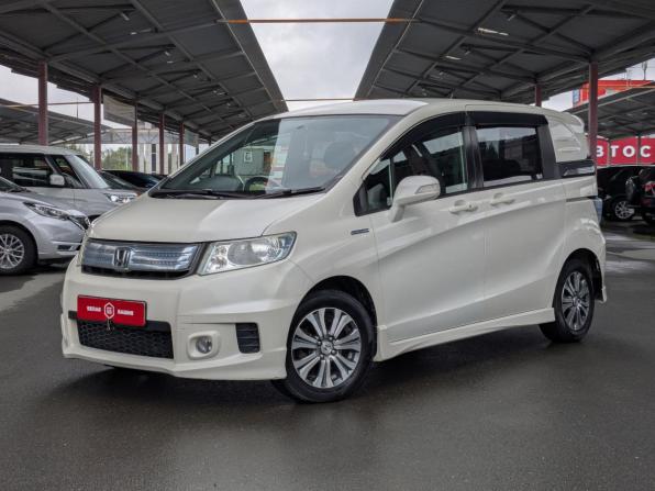 Honda Freed I Рестайлинг с пробегом 2011 года, цена 1 149 900 рублей, 168000 км, компактвэн, Автокод Объявления