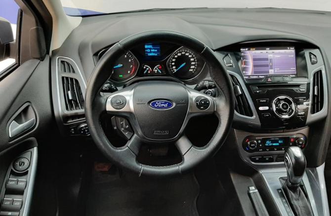 Ford Focus III с пробегом 2014 года, цена 1 019 000 рублей, 128996 км, универсал, Автокод Объявления