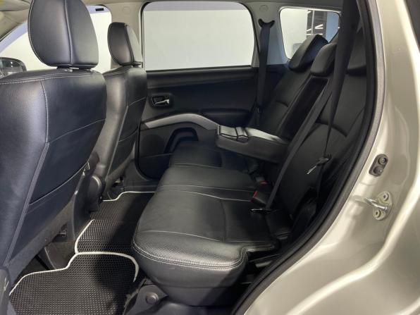 Mitsubishi Outlander II Рестайлинг с пробегом 2012 года, цена 1 143 000 рублей, 209043 км, внедорожник, Автокод Объявления