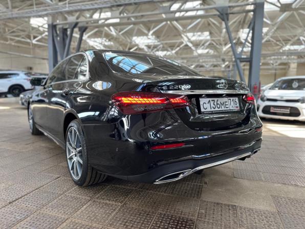 Mercedes-Benz E-Класс V (W213 S213 C238) Рестайлинг с пробегом 2022 года, цена 5 230 000 рублей, 42660 км, седан, Автокод Объявления