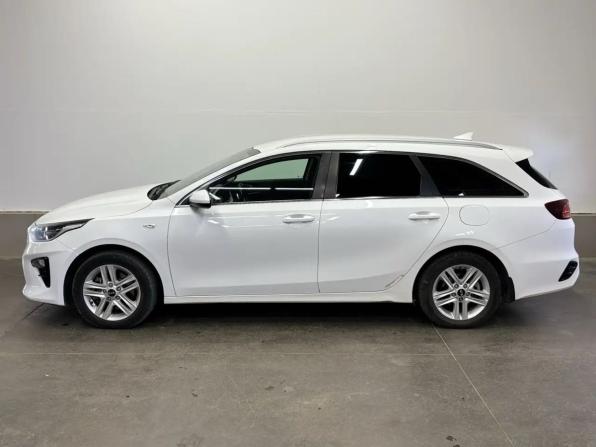 Kia Ceed III с пробегом 2020 года, цена 1 699 000 рублей, 130082 км, универсал, Автокод Объявления