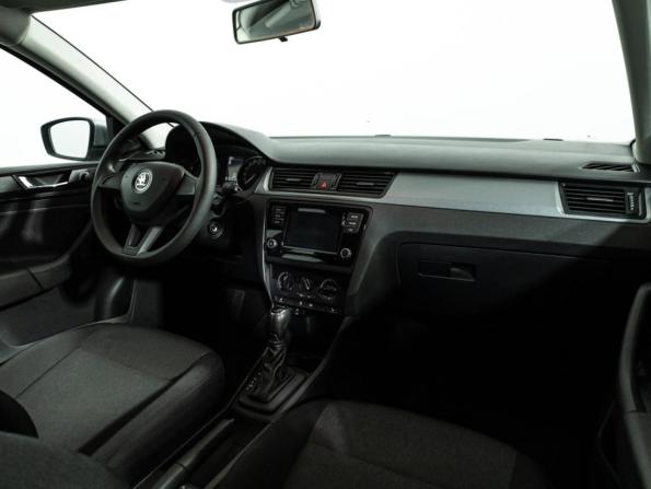 Skoda Rapid I Рестайлинг с пробегом 2017 года, цена 1 399 700 рублей, 85084 км, лифтбек, Автокод Объявления