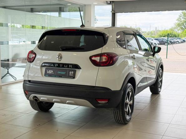 Renault Kaptur I Рестайлинг с пробегом 2020 года, цена 1 767 000 рублей, 73041 км, внедорожник, Автокод Объявления