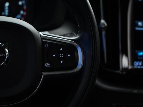 Volvo XC60 II с пробегом 2021 года, цена 3 935 147 рублей, 93505 км, внедорожник, Автокод Объявления