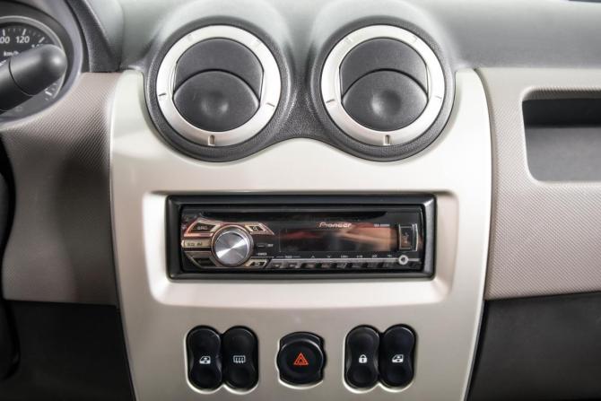 Renault Logan I Рестайлинг с пробегом 2010 года, цена 299 000 рублей, 257358 км, седан, Автокод Объявления