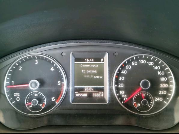 Volkswagen Caravelle T5 Рестайлинг с пробегом 2012 года, цена 1 990 000 рублей, 305587 км, минивэн, Автокод Объявления