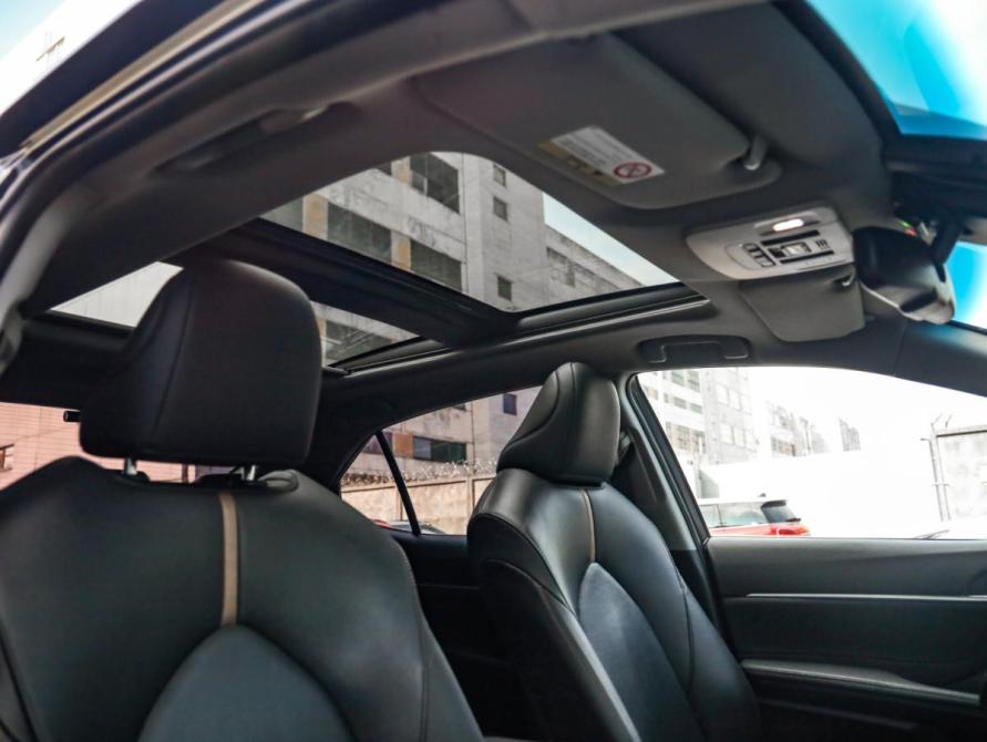 Toyota Camry VIII (XV70) Рестайлинг Санкт-Петербург  - изображение 26