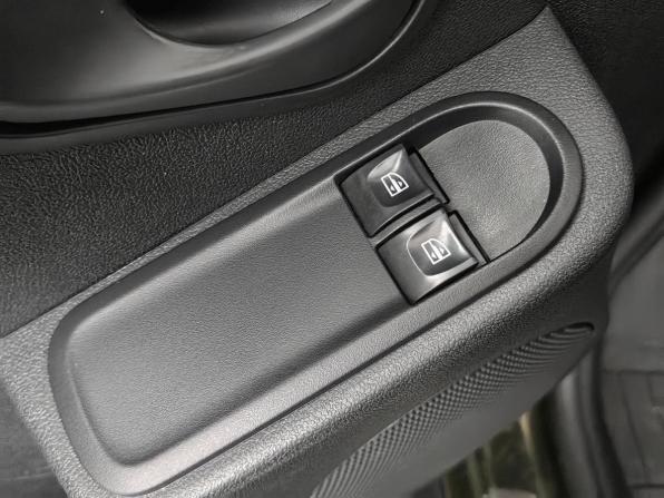 Renault Duster I Рестайлинг с пробегом 2017 года, цена 1 299 000 рублей, 78913 км, внедорожник, Автокод Объявления