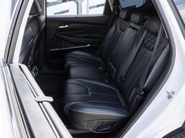 Hyundai Santa Fe IV Рестайлинг с пробегом 2021 года, цена 3 570 000 рублей, 136074 км, внедорожник, Автокод Объявления