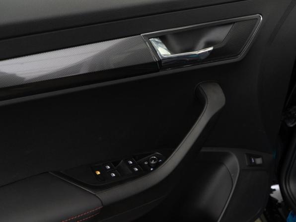 Skoda Karoq I с пробегом 2025 года, цена 3 618 888 рублей, 27 км, внедорожник, Автокод Объявления