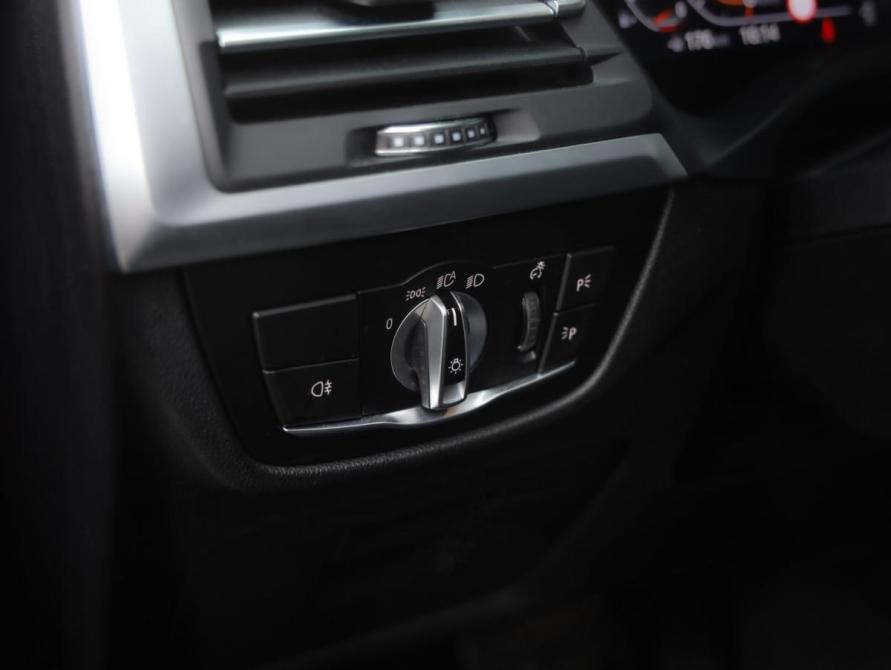 BMW X3 III (G01) Рестайлинг Санкт-Петербург  - изображение 27